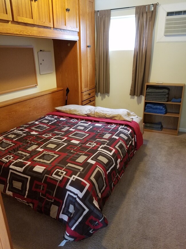 Photo - Efficiency Apt Close to Campus!