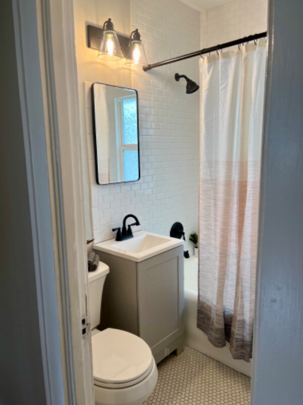 Photo - 3923 Martha St House