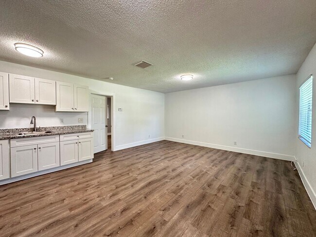 Edgewood Apartments LLC