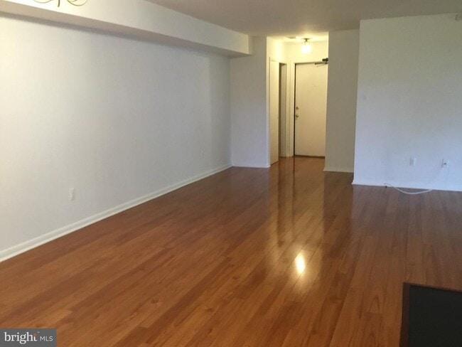 Photo - 110 Lowell Ct Unit 3