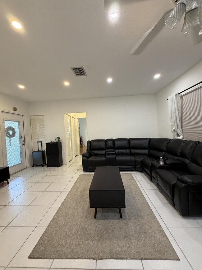 Photo - 1300 N 17th Ave Unit 206