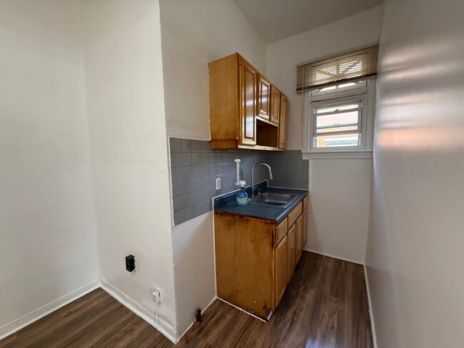 Building Photo - 4106 Old York Rd Rental