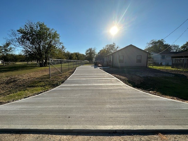 Photo - 8310 Park St