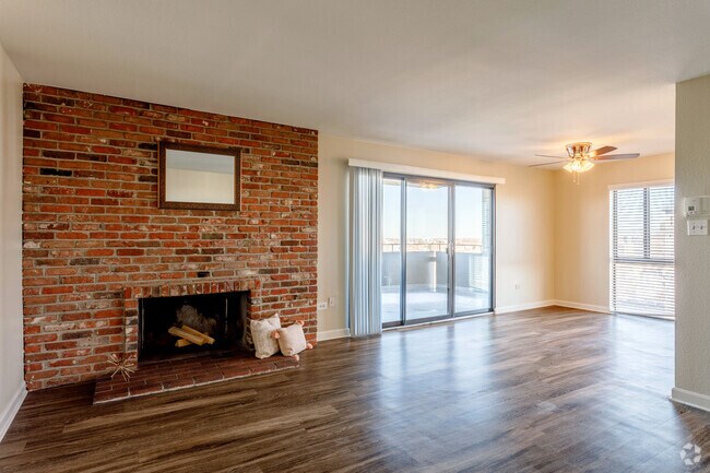 The Somerset Apartments - The Somerset Apartments