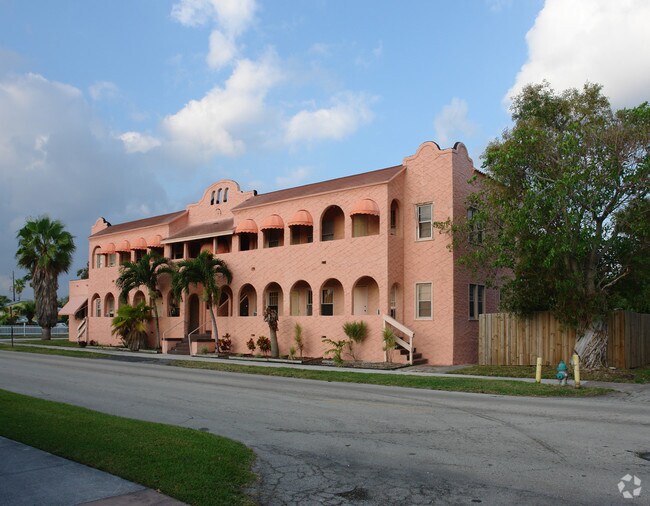 Madison Terrace Apartments Hollywood, FL