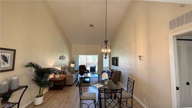 Photo - 28080 Cavendish Ct Unidad 2010
