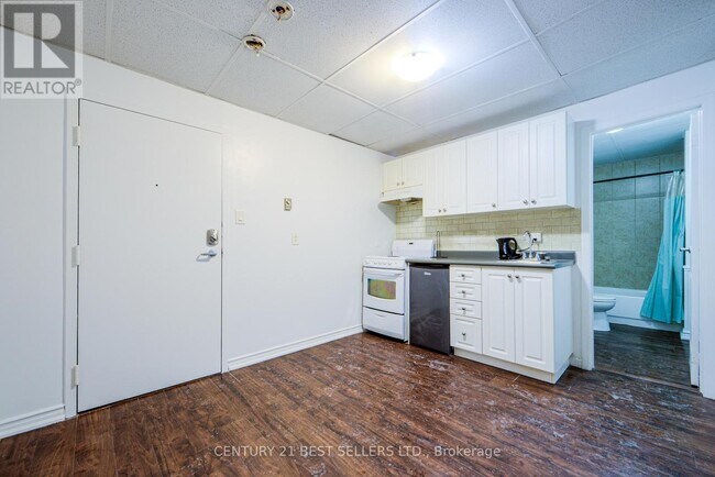 Photo - 150 Lakeshore Rd E Unité 3