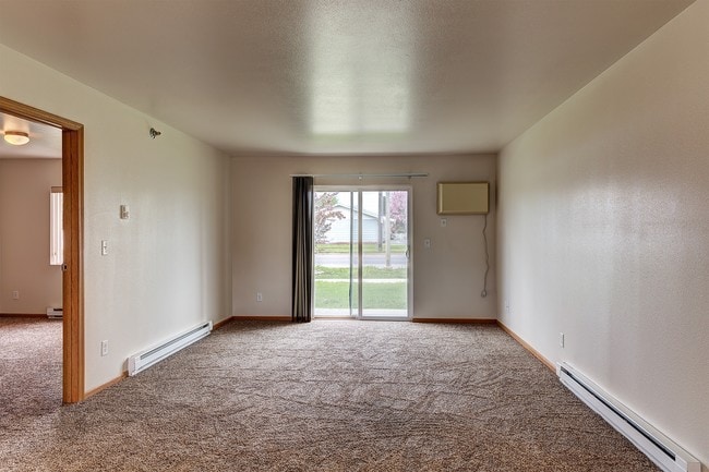 Photo - Pineview Apartments
