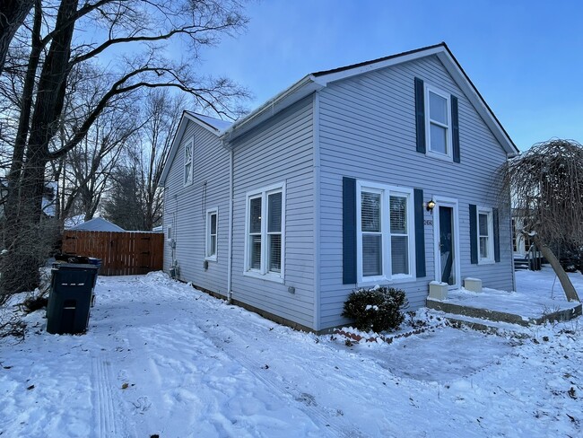 Photo - 2450 Gerald Ave