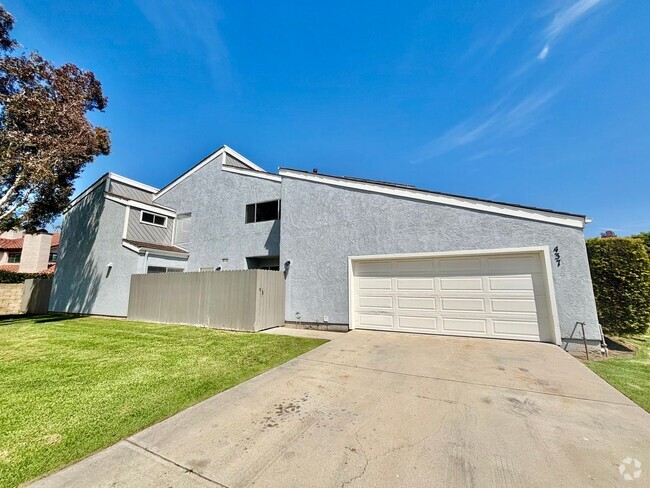 Building Photo - Exceptional Harbor Lights End Unit Condo |...