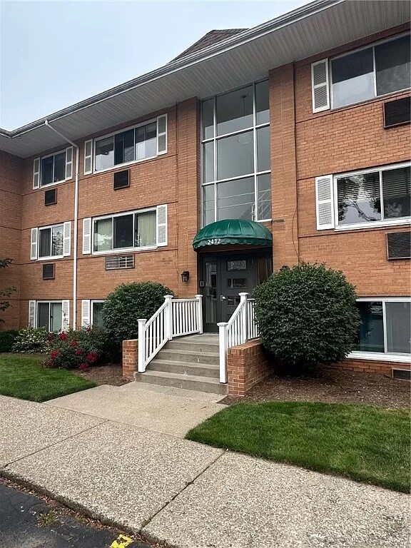 Photo - 2412 East Ave Apartment Unit F