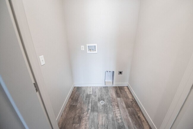 Photo - 14411 S Ashburn Way
