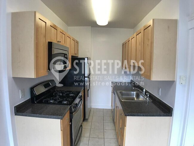 Photo - 2 bedroom in Cambridge MA 02138