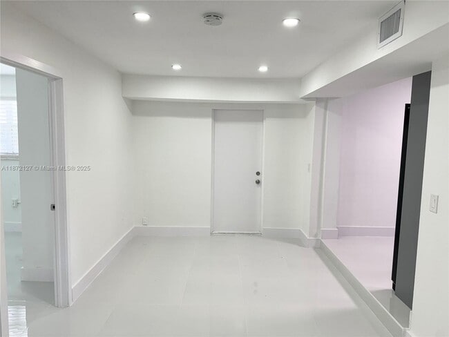 Photo - 351 NW 48th St Unit 2