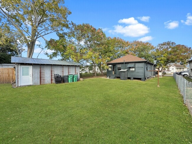 Photo - 416 Pailet Ave