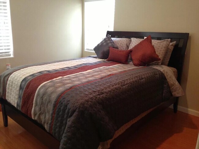 Photo - 1743 S Barrington Ave