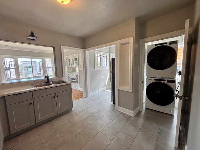 604 E 7th Ave Unit A