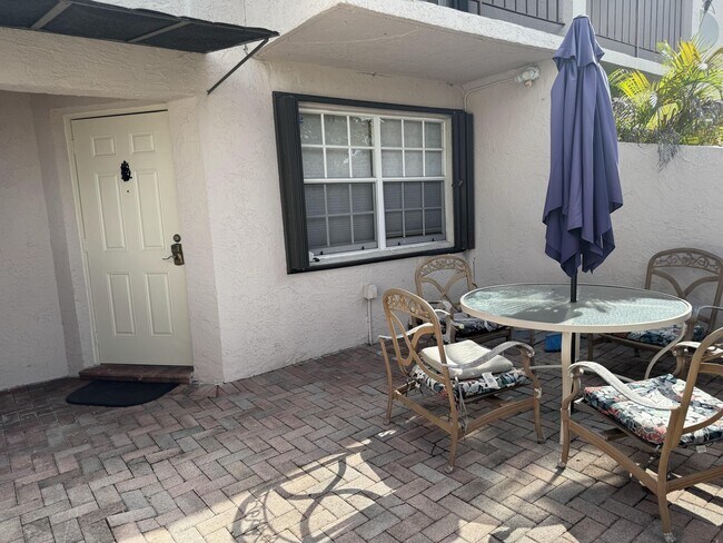 Photo - 5937 SW 36th Ct