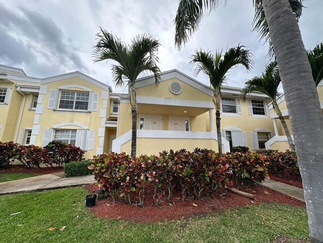 Building Photo - 2506 SE 19th Pl