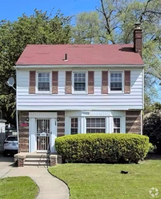 Building Photo - 7370 Outer Dr W Rental