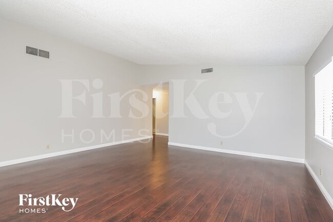 Photo - 708 Purcell Dr