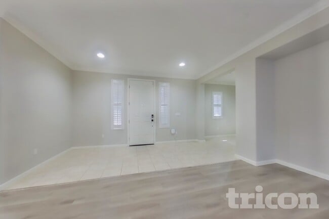 Photo - 3980 Tule St