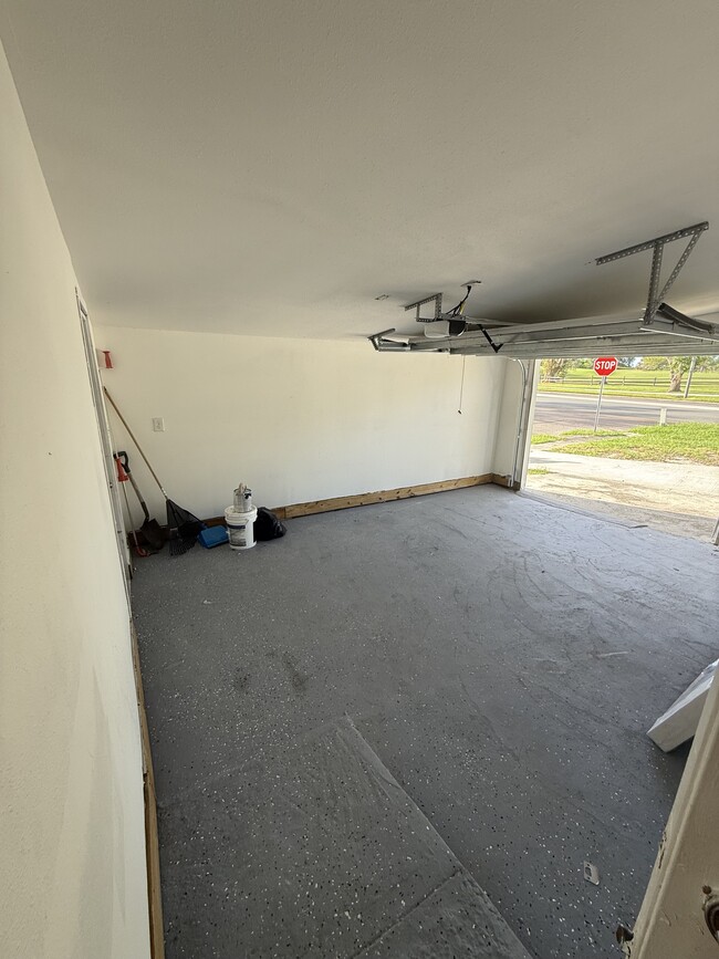 Photo - 732 62nd Ave N