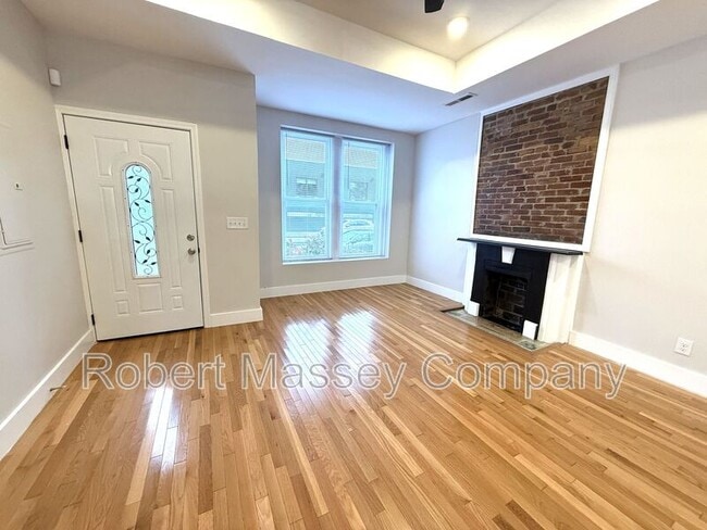 Photo - 1435 Mellwood Ave