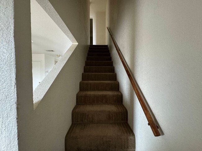 Photo - 1706 Tanner Cir Unit # C