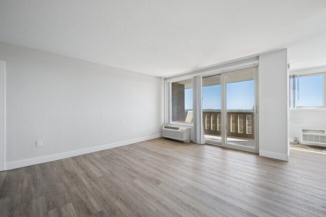 Photo - Towers at Wyncote