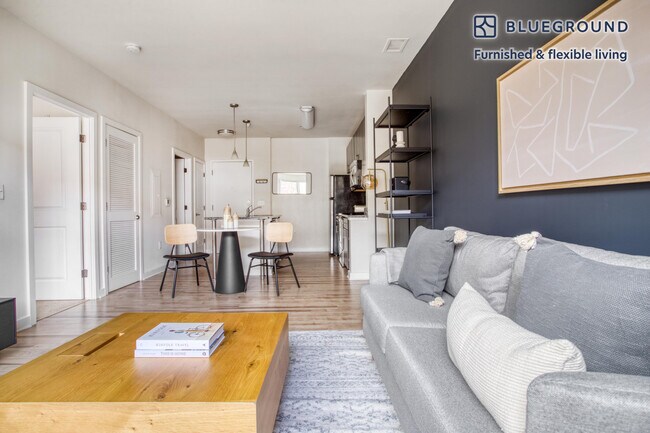 Photo - 360 H St NE Unit SI FL5-ID513