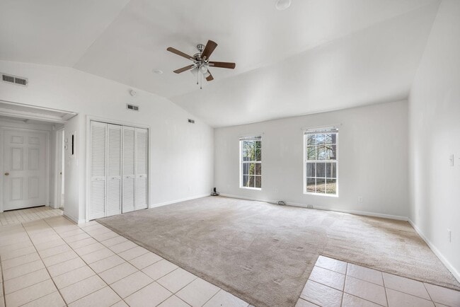 Photo - 208 Telegraph Rd