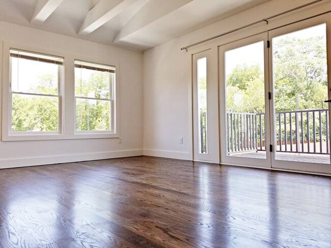 Photo - 4304 Junius St