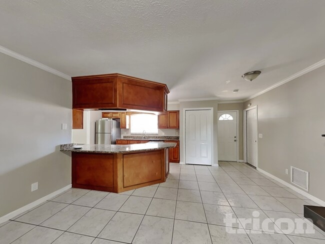 Photo - 14314 Ravenwood Ln