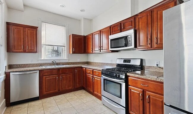 3BR Home in Red Lion SD | Finished 3rd Floor, Garage, Balcony & Large Yard! - 3BR Home in Red Lion SD | Finished 3rd Floor, Garage, Balcony & Large Yard!