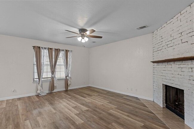 Photo - 4722 W Cuthbert Ave