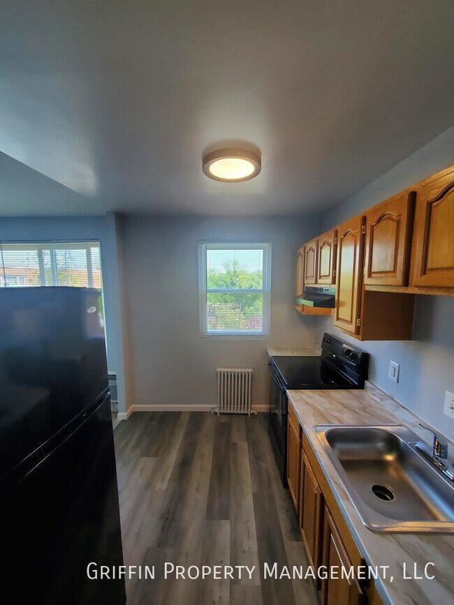 Photo - 4000 E. St. S.E-301