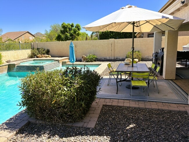7146 W Paso Trl