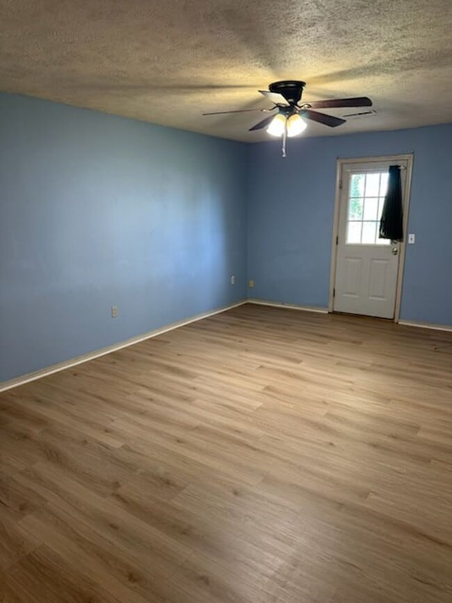 Photo - 121 Elm St Unit 121 Elm St #2