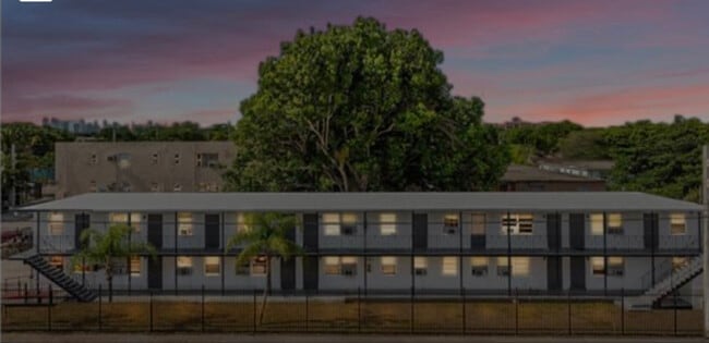 Building Photo - 1306 NW 61st St Rental