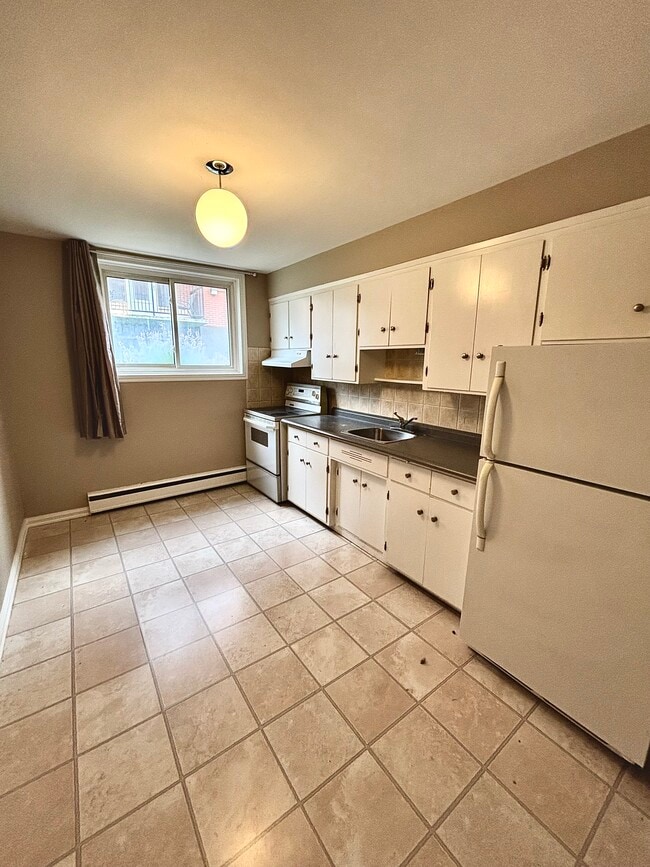 Photo - 96 Dixon St Unit 1