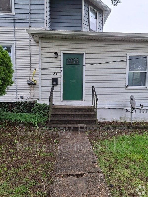 Building Photo - 37 W Cedar Ave Unit Apt 1
