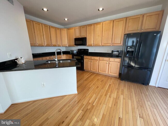 Photo - 6256 Shackelford Terrace