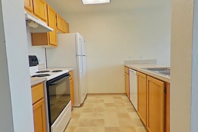 Photo - 1 Bedroom Apartment ~ Close to Campus Unit 2930 NW Tyler #307
