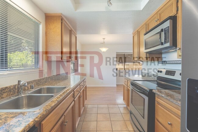 Photo - 5807 Filbert Ave