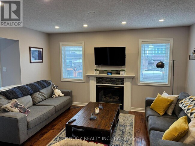 Photo - 171 Willowbrook Dr