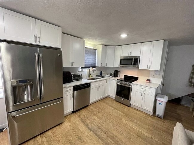 Photo - 314 E 8th St Unidad 1