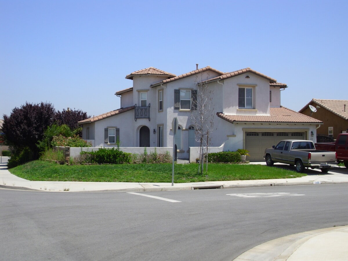 3 BR, 2.5 Bath + Loft & Office/Den - 3 BR, 2.5 Bath + Loft & Office/Den