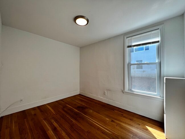 Photo - 38 Newton St Unit 2