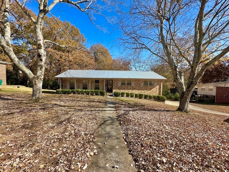 Photo - 2805 2nd Pl NW